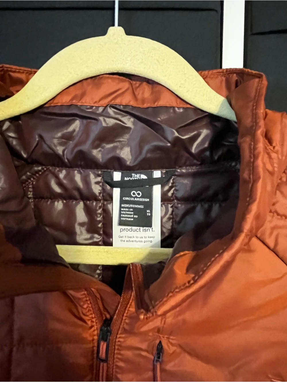 The North Face Men's Quilted Puffer Jacket — Rust Orange - Picture 3 of 4